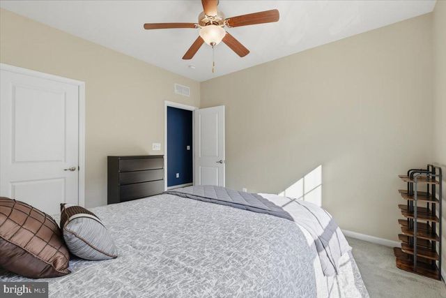 42571 BURBANK TER, Sterling, VA 20166