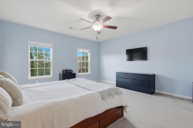 42571 BURBANK TER, Sterling, VA 20166