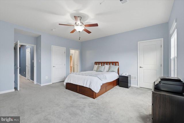 42571 BURBANK TER, Sterling, VA 20166