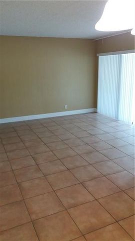 2947 Riverside Drive 129, Coral Springs, FL 33065