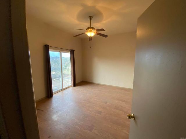 2494 Donnil Lane, Fallbrook, CA 92028