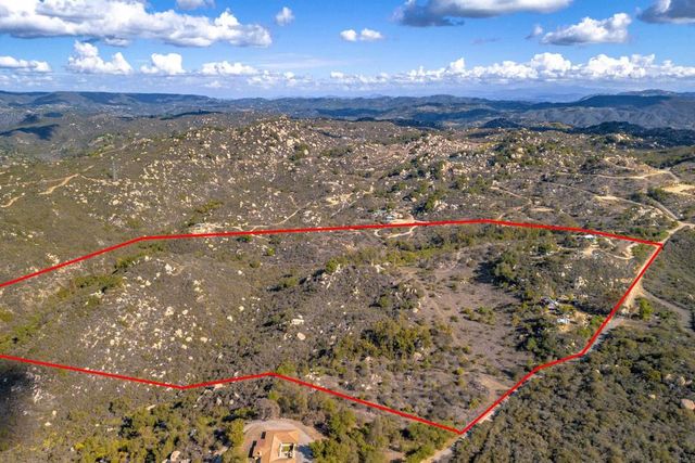 2494 Donnil Lane, Fallbrook, CA 92028