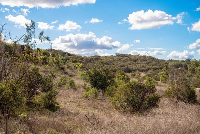 2494 Donnil Lane, Fallbrook, CA 92028