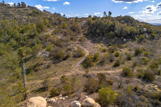 2494 Donnil Lane, Fallbrook, CA 92028