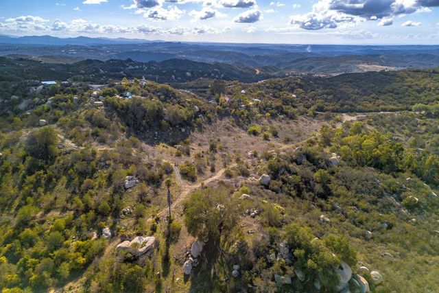 2494 Donnil Lane, Fallbrook, CA 92028