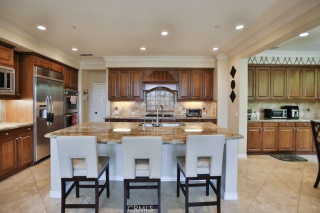 2483 N Highwood, Orange, CA 92867