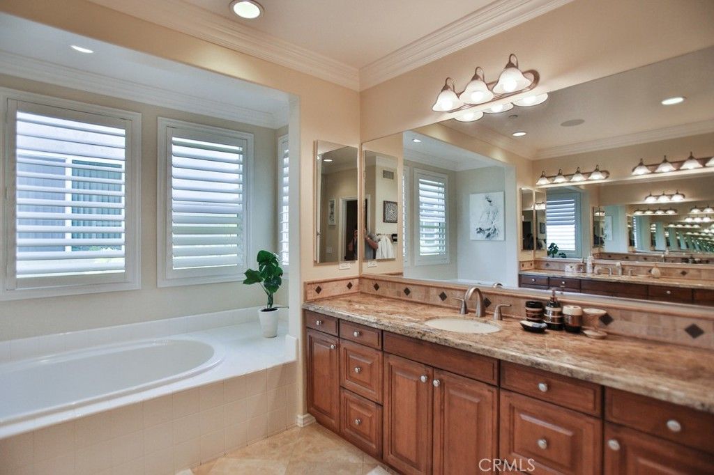 Image 35 of property listing at 2483 N Highwood, Orange, CA 92867