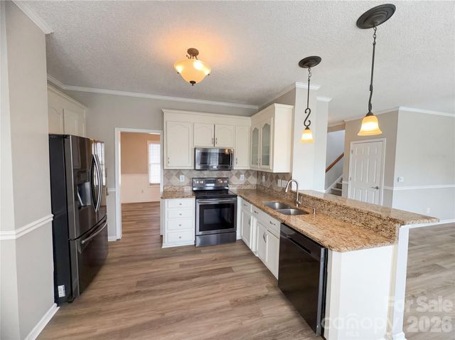 368 Holstein Drive, Dallas, NC 28034