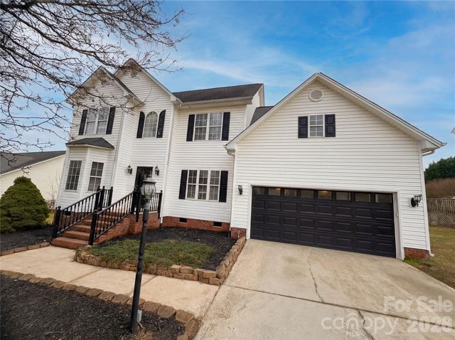 368 Holstein Drive, Dallas, NC 28034