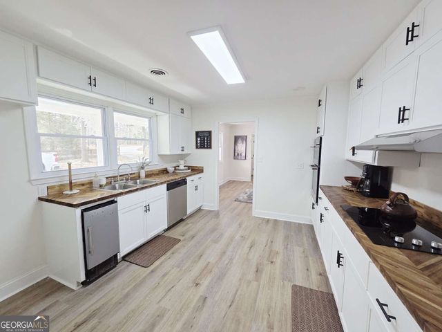 940 Pineview Road, Covington, GA 30014