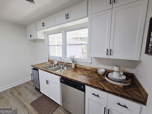 940 Pineview Road, Covington, GA 30014