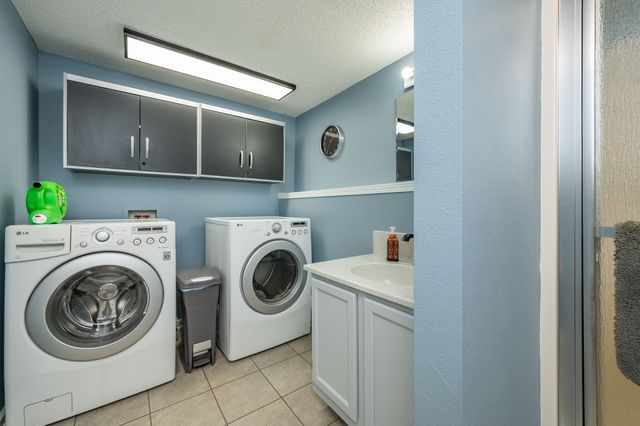 205 7th Street NW, Altoona, IA 50009