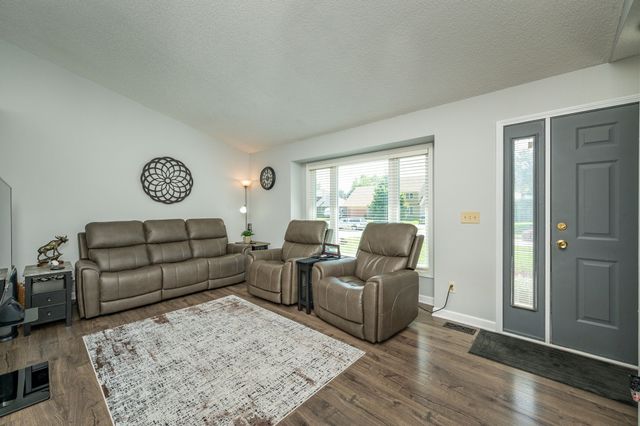 205 7th Street NW, Altoona, IA 50009