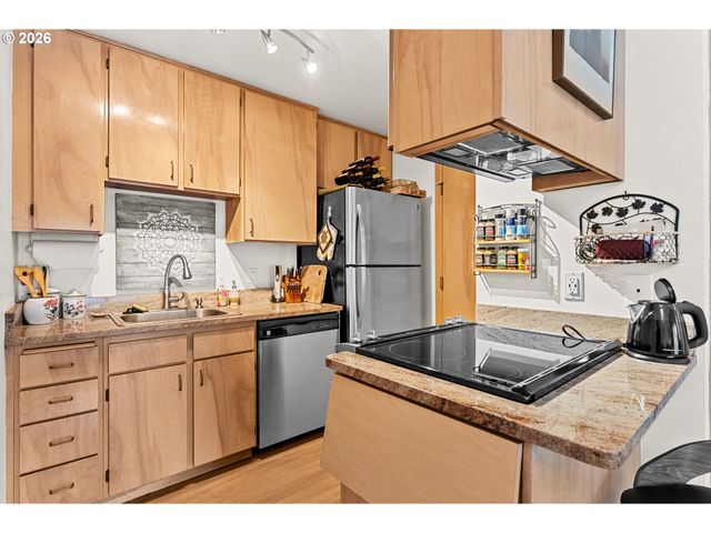 1712 ARCH Ln, Brookings, OR 97415