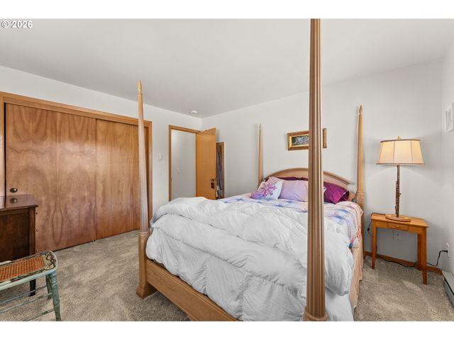 1712 ARCH Ln, Brookings, OR 97415