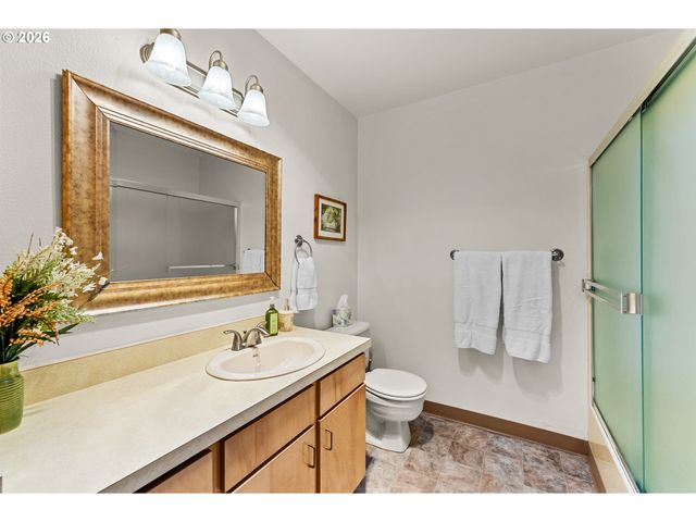 1712 ARCH Ln, Brookings, OR 97415