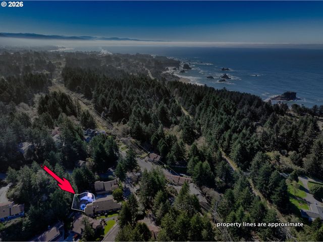 1712 ARCH Ln, Brookings, OR 97415