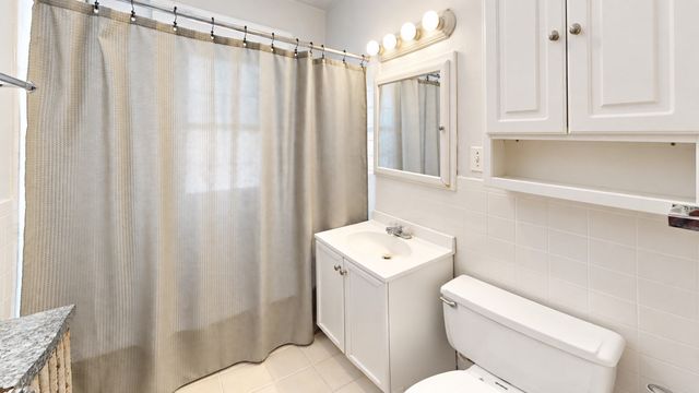 20 Lyne Rd 2, Boston, MA 02135