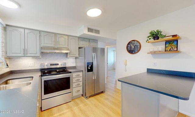 3241 S Mead Avenue, Tucson, AZ 85730