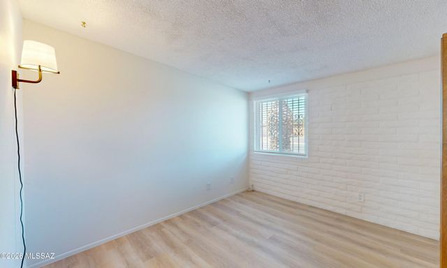 3241 S Mead Avenue, Tucson, AZ 85730