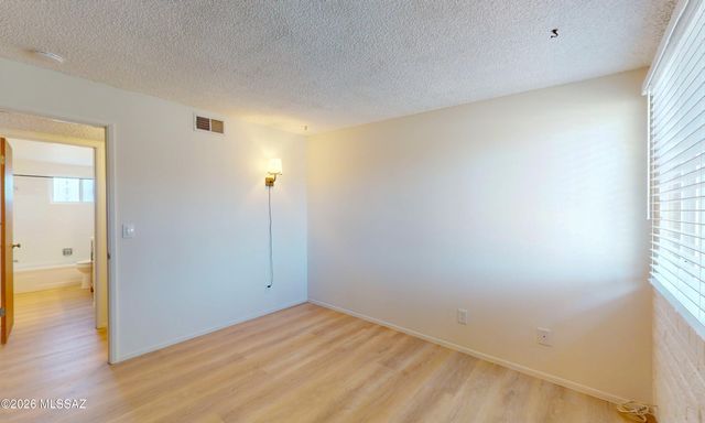 3241 S Mead Avenue, Tucson, AZ 85730