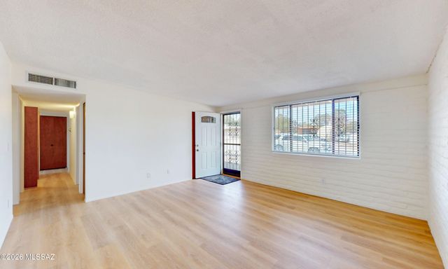 3241 S Mead Avenue, Tucson, AZ 85730