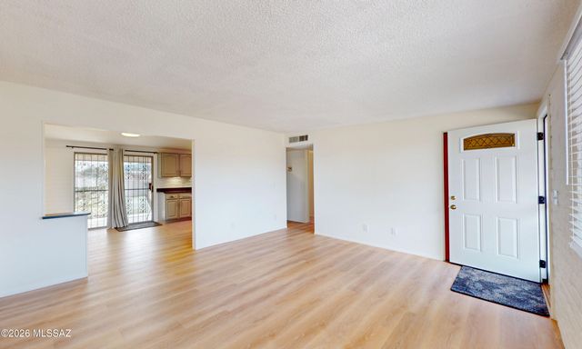 3241 S Mead Avenue, Tucson, AZ 85730