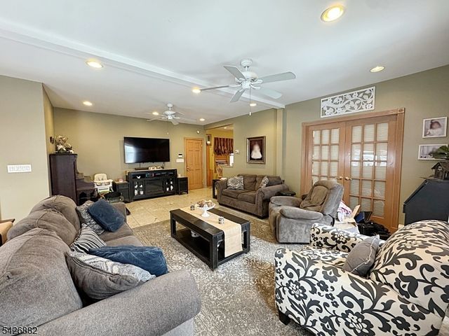 84 Saint Marys Pl, Nutley Twp., NJ 07110