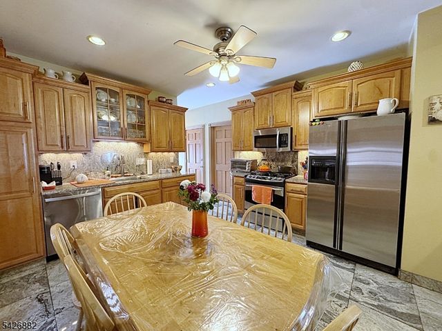 84 Saint Marys Pl, Nutley Twp., NJ 07110