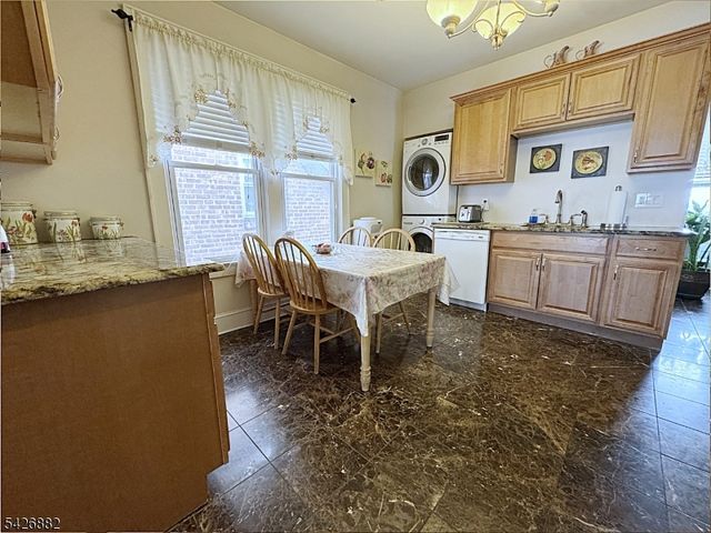 84 Saint Marys Pl, Nutley Twp., NJ 07110