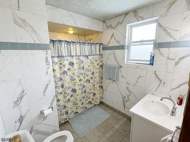 84 Saint Marys Pl, Nutley Twp., NJ 07110