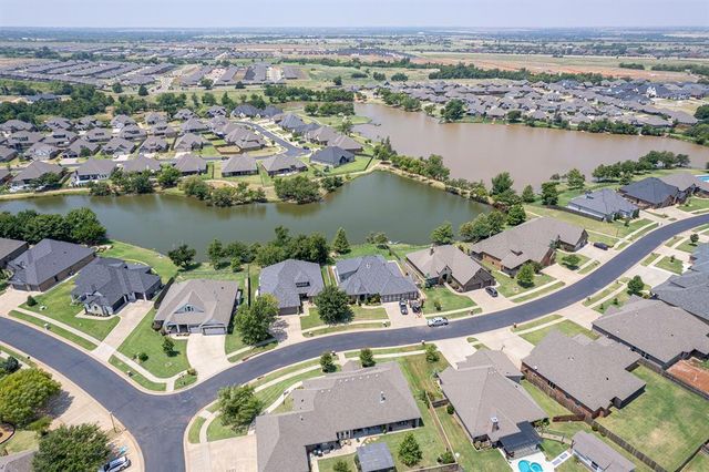 8621 NW 127th Street, Oklahoma City, OK 73142