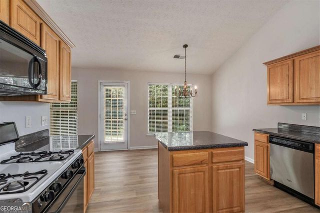 1290 Silverstone Trail, Jonesboro, GA 30238