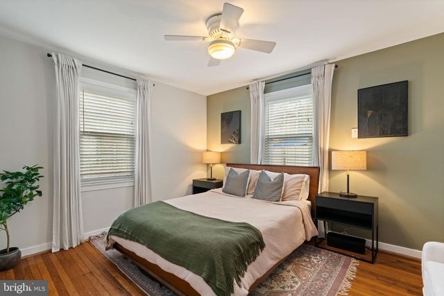 2916 BROOK DR, Falls Church, VA 22042