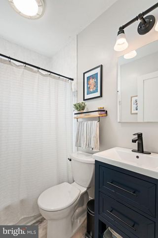 2916 BROOK DR, Falls Church, VA 22042