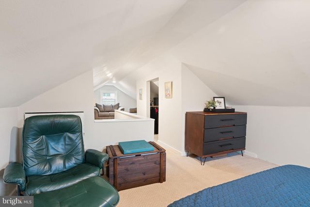 2916 BROOK DR, Falls Church, VA 22042