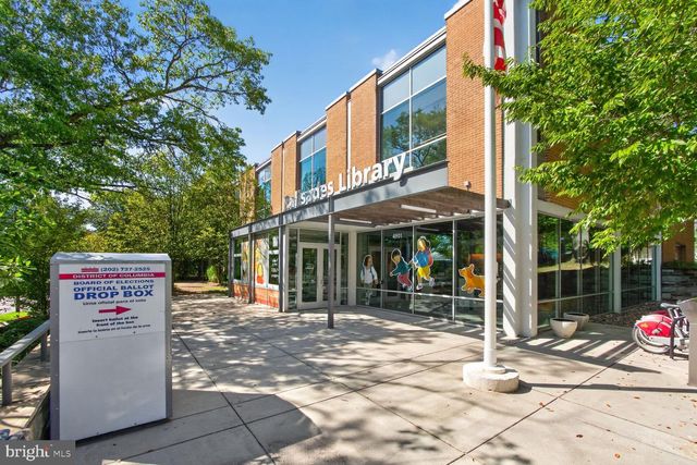 4929 MACARTHUR BLVD NW, Washington, DC 20007
