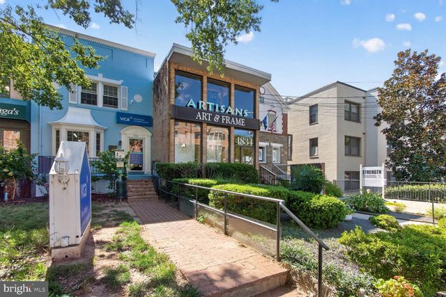 4929 MACARTHUR BLVD NW, Washington, DC 20007