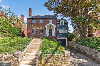 4929 MACARTHUR BLVD NW, Washington, DC 20007