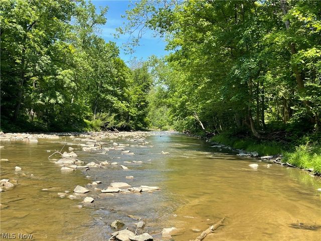 6111 Chagrin River Road, Chagrin Falls, OH 44022