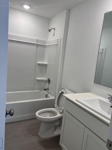3910 Ontario Way, Sherman, TX 75090