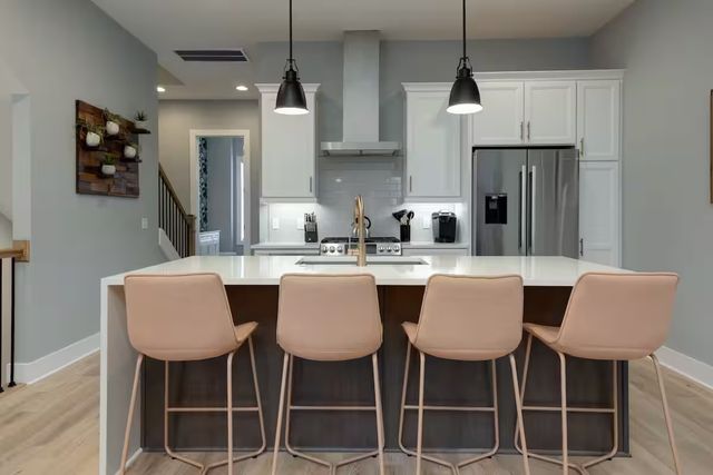 501 27th Ave N Apt 2, Nashville, TN 37209