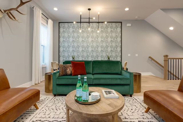 501 27th Ave N Apt 2, Nashville, TN 37209