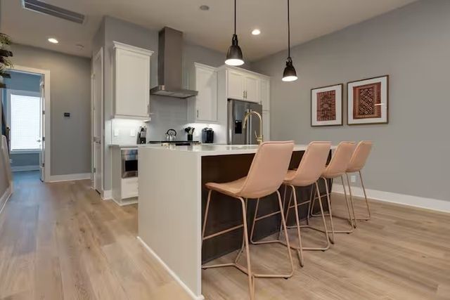 501 27th Ave N Apt 2, Nashville, TN 37209