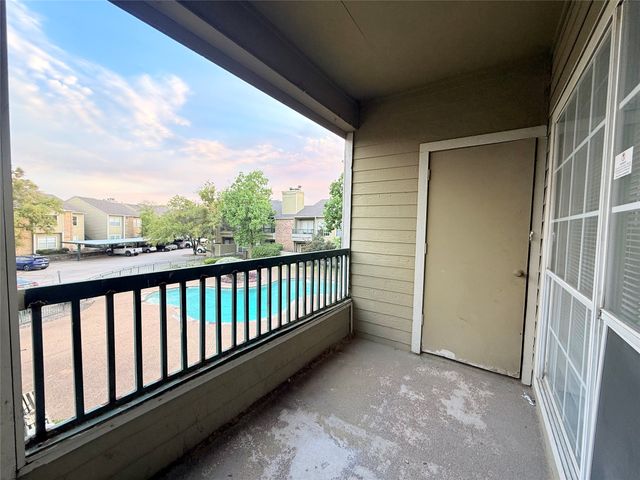 4115 Esters Road 704, Irving, TX 75038