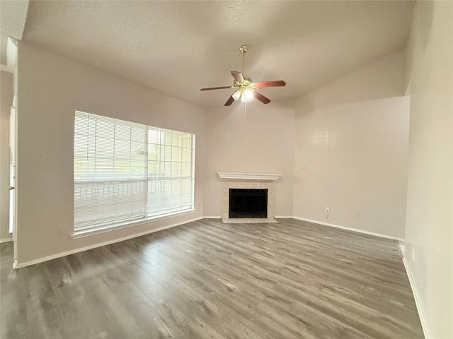 4115 Esters Road 704, Irving, TX 75038