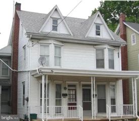 144 CHURCH AVE, Ephrata, PA 17522