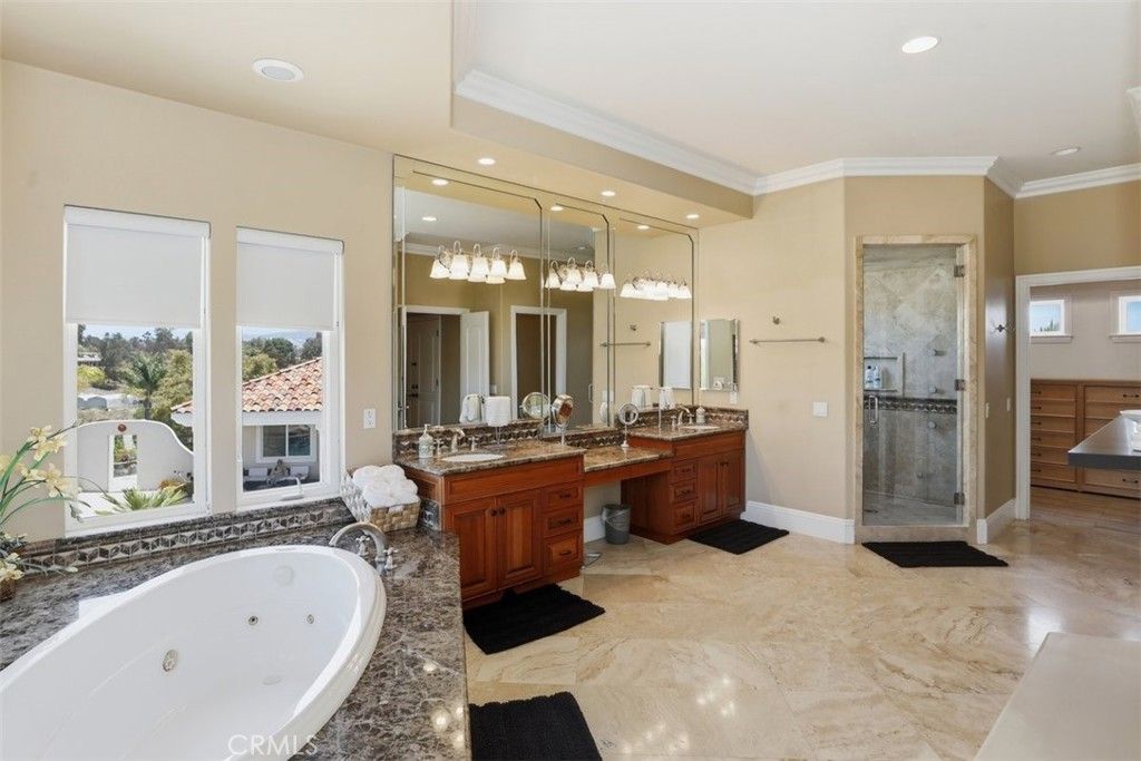 Image 22 of property listing at 34351 Calle Vista, Temecula, CA 92592