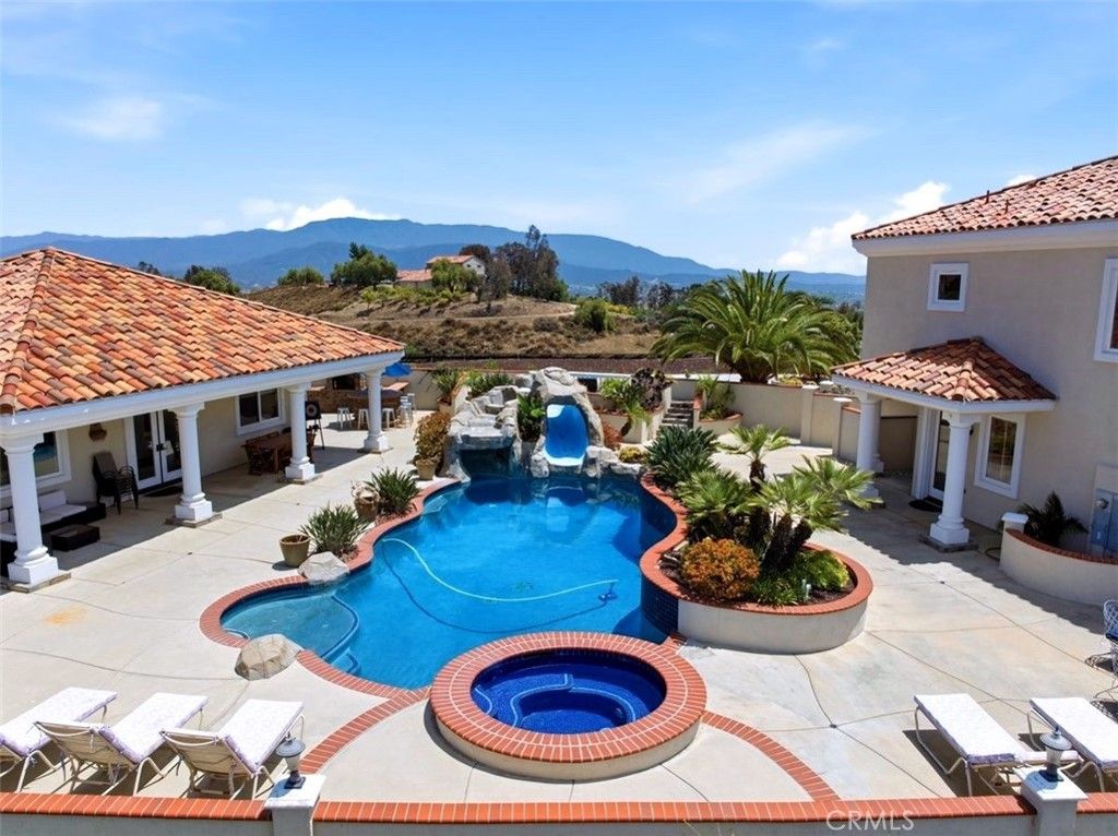 Image 31 of property listing at 34351 Calle Vista, Temecula, CA 92592
