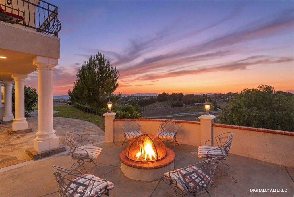 Image 35 of property listing at 34351 Calle Vista, Temecula, CA 92592